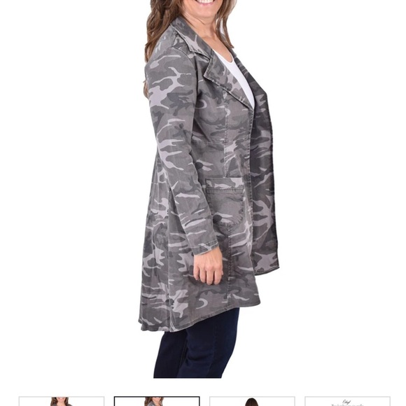 Women's Camouflage Utility Jacket - Picture 1 of 10